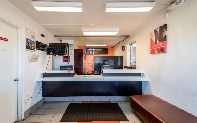 Rest Inn