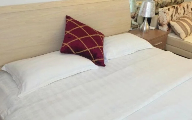 Wanda Gold Dragon Holiday Apartment