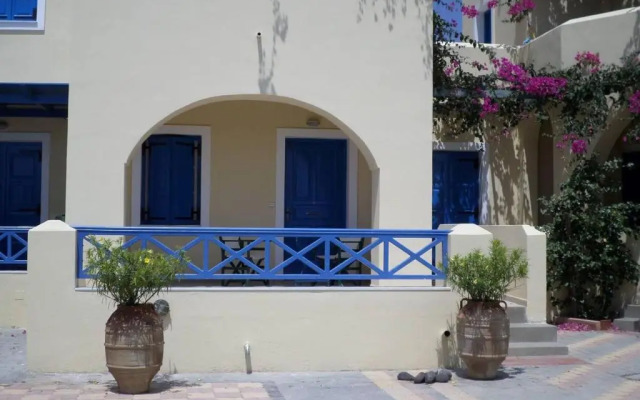Santorious Family Apartment