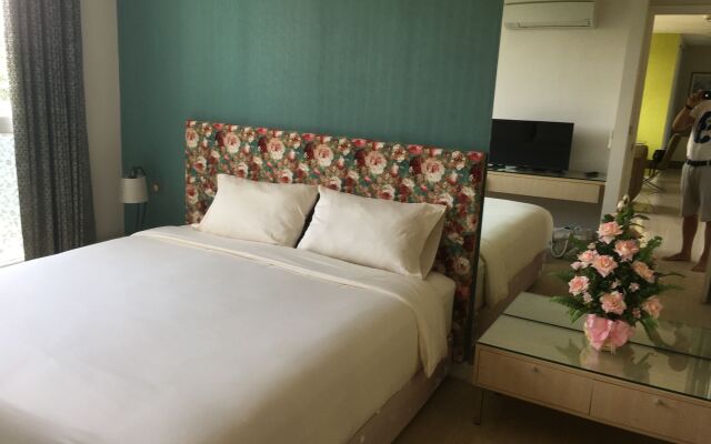 Отель Grande Caribbean Pattaya With Waterpark Free Wifi Паттайя комната для гостей