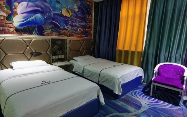 Urumqi Zebra Theme Hotel