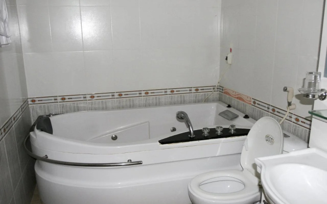Kim Thuy Ngan Ha hotel