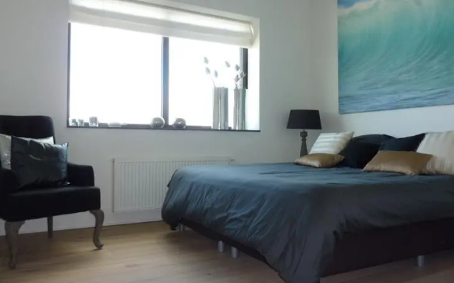 Apollo Residence
