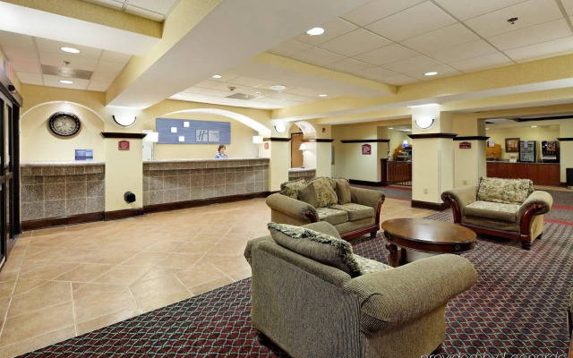Holiday Inn Express & Suites Grenada by IHG