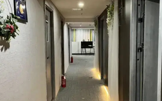 Hua'an Apartment
