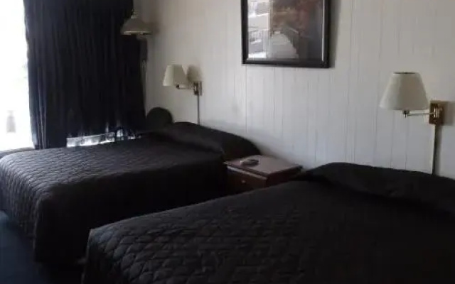 Lazy B Motel