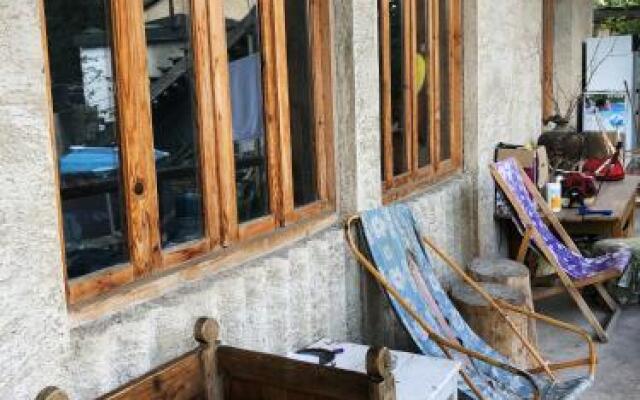 Отель Guest House Svan-Ski Грузия, Местиа - отзывы, цены и фото номеров - забронировать отель Guest House Svan-Ski онлайн вид на фасад