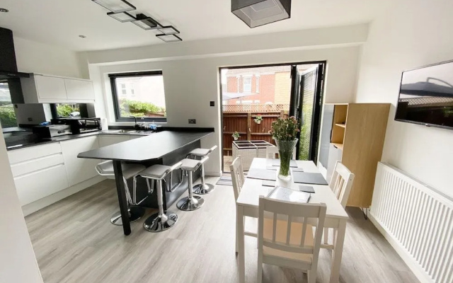 Harbourside House Holiday Home