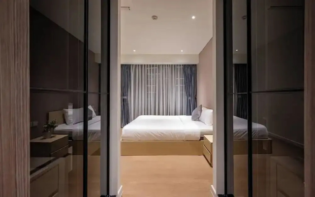 The Opera Residence Luxury Vacation
