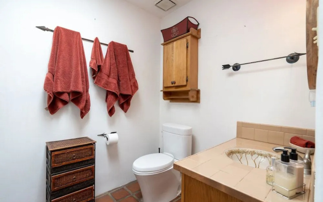 Santa Fe Fashion Designer's Home