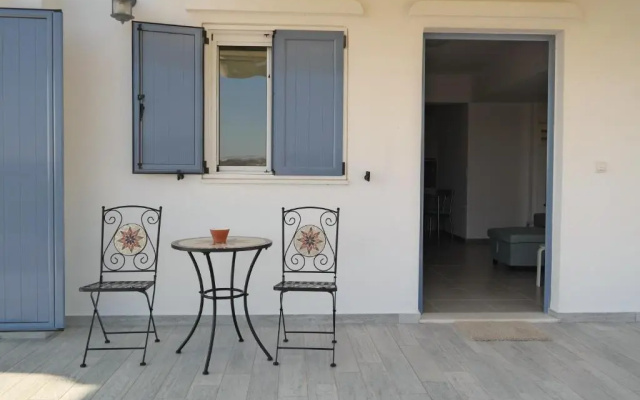 Isidoros Apartments