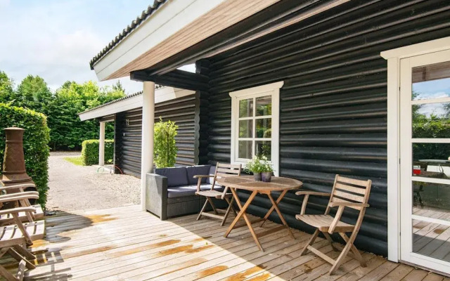 8 Person Holiday Home in Glesborg-by Traum