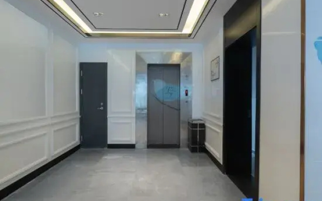 XiAn Hotel (Guiyang Jiaxiu Tower Qingyun Market Branch)
