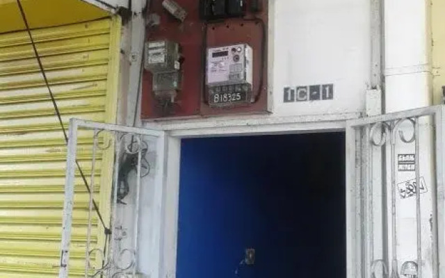 Zeeadam Backpackers Hostel