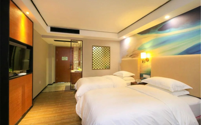 Chonpines Hotel·Yiwu International Trade City