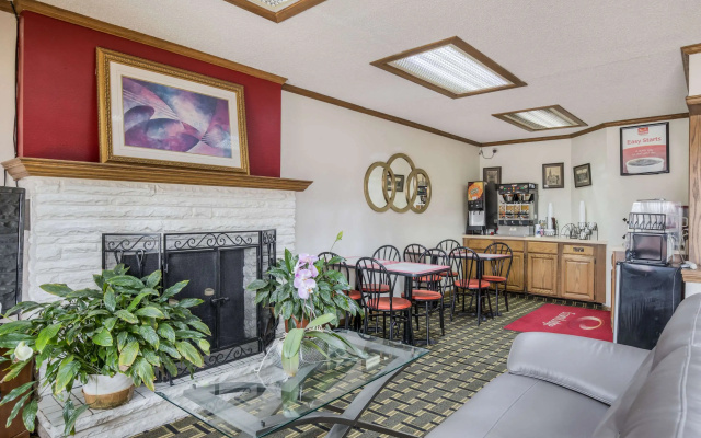 Econo Lodge Cameron
