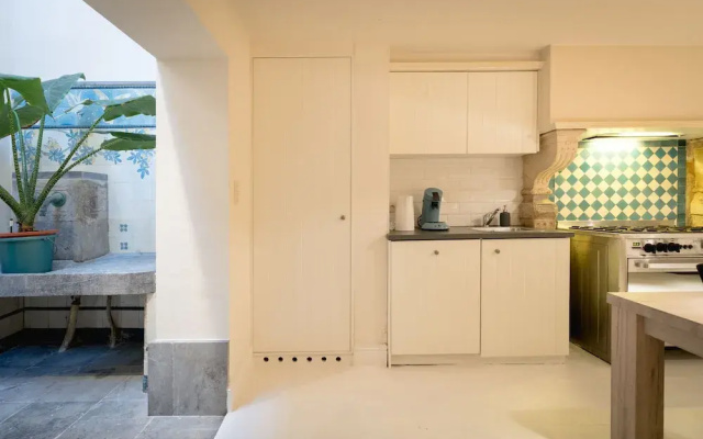 Saint Pauls Suite 1