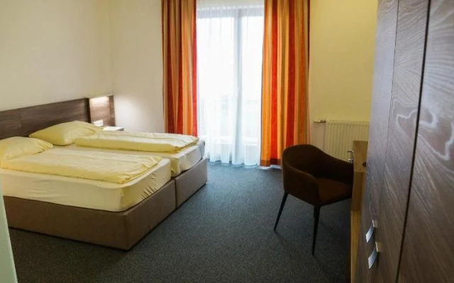Hotel & Konditorei Simon