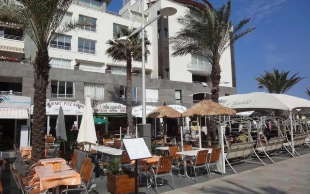 Languedoc Immobilier Appartement Vue Mer Plage Piscine Rochelongue - St152