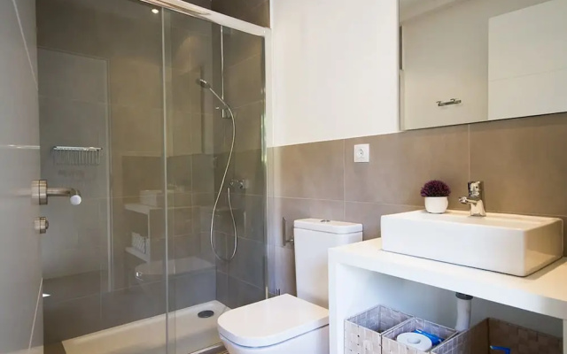 House - 4 Bedrooms - 101505