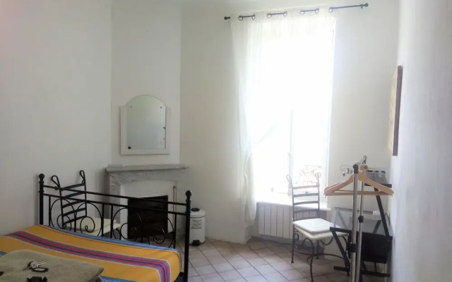 Nice Center Room