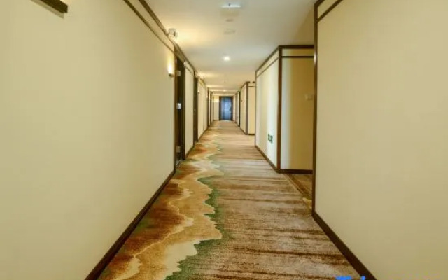 Zhengding Multielement Kangjimei Hotel