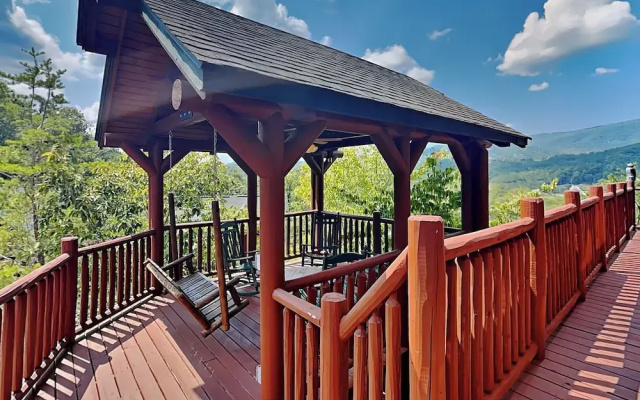 Serenity Peak by Jackson Mountain Rentals