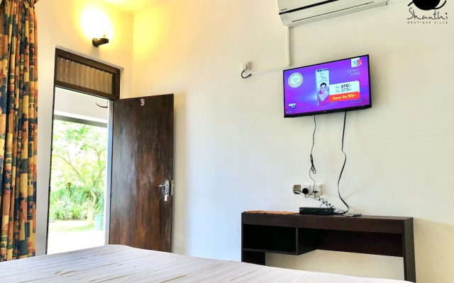 Shanthi Homestay