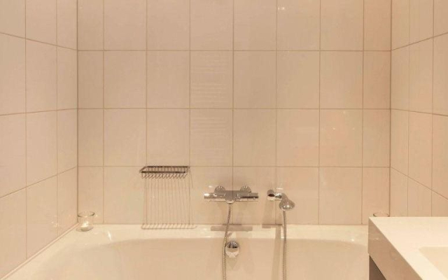 Sarphati Apartments Suites