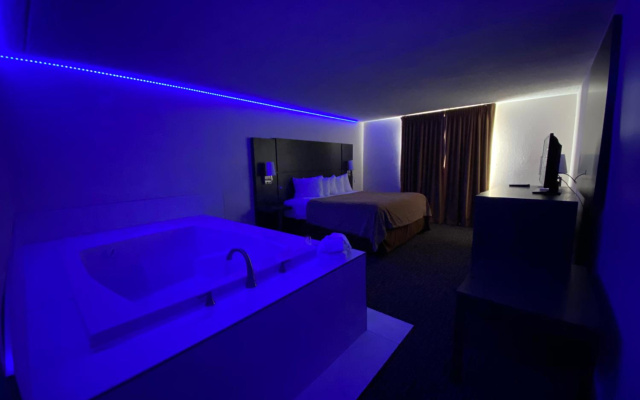 Chicago Club Inn & Suites