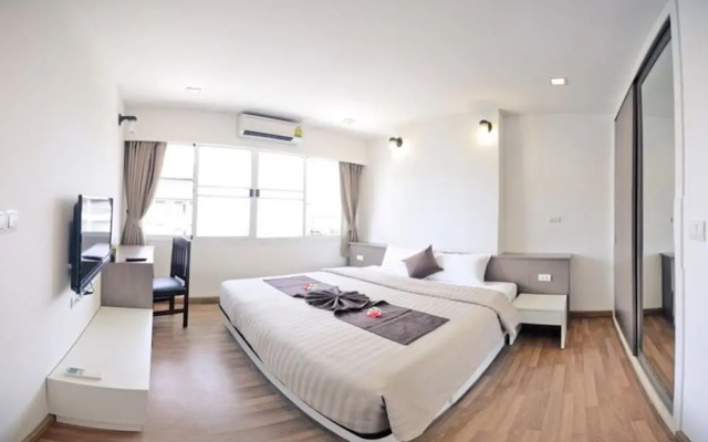 R Residence Sri Racha