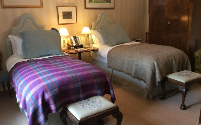 Ingram House Bed & Breakfast
