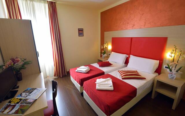 Отель B&B Marbò Florence вид на фасад