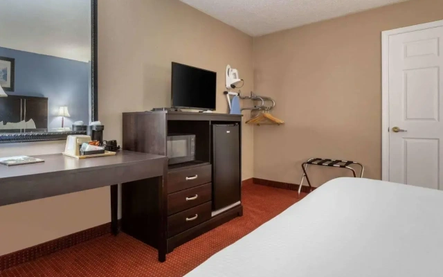 Rodeway Inn