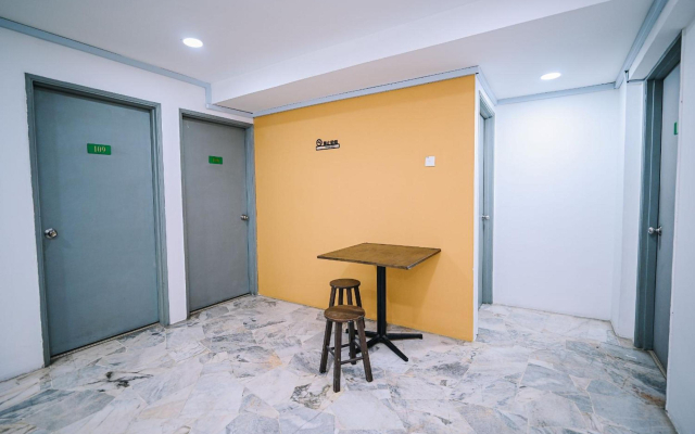 GS Golden Star Hotel