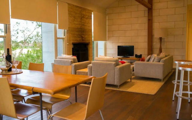 Yalumba Menzies Retreat
