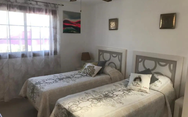 Villa Ola, Golf del Sur