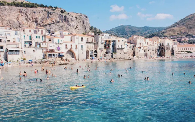Studio in Campofelice di Roccella - 1 km from the Beach