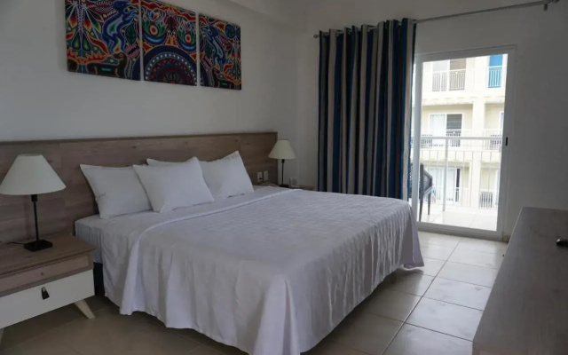 Decameron La Marina Guayabitos, Ramada All Inclusive Resort