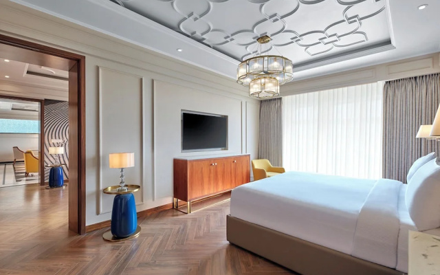 DoubleTree by Hilton Varanasi