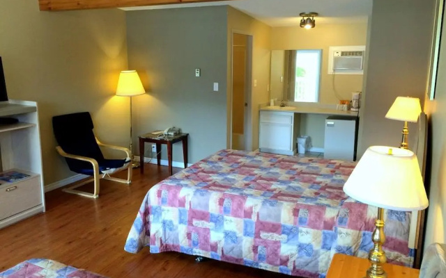 Golden Sands Resort Motel
