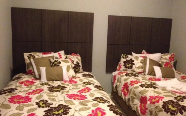 HC-121 Beach Haus