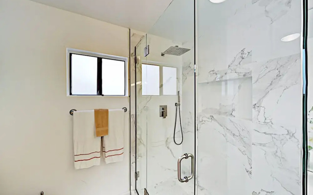 N Hermosa - 3 Br Home