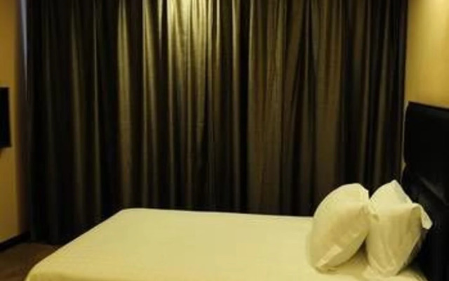 Golden Delta International Hotel
