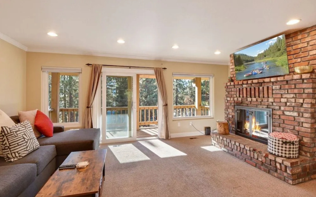 Donner Lake Delight