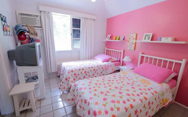 Casa De Alto Padrão Com Piscina Em Angra Dos Reis