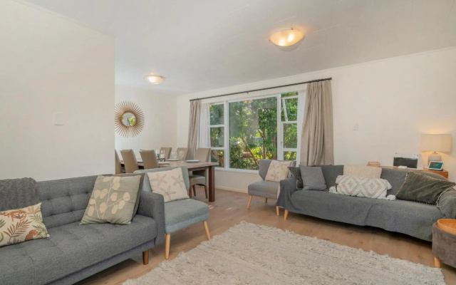 Slice of Pauanui - Pauanui Holiday Home