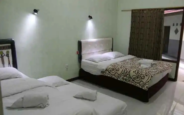Hotel Prima Asri 153