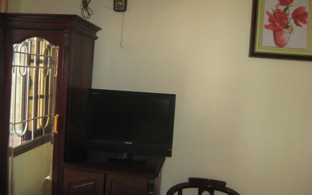 Ho Tay Hotel