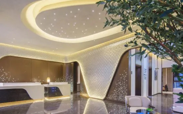 Atour Hotel Dalian Wafangdian Municipal Government Century Square Branch